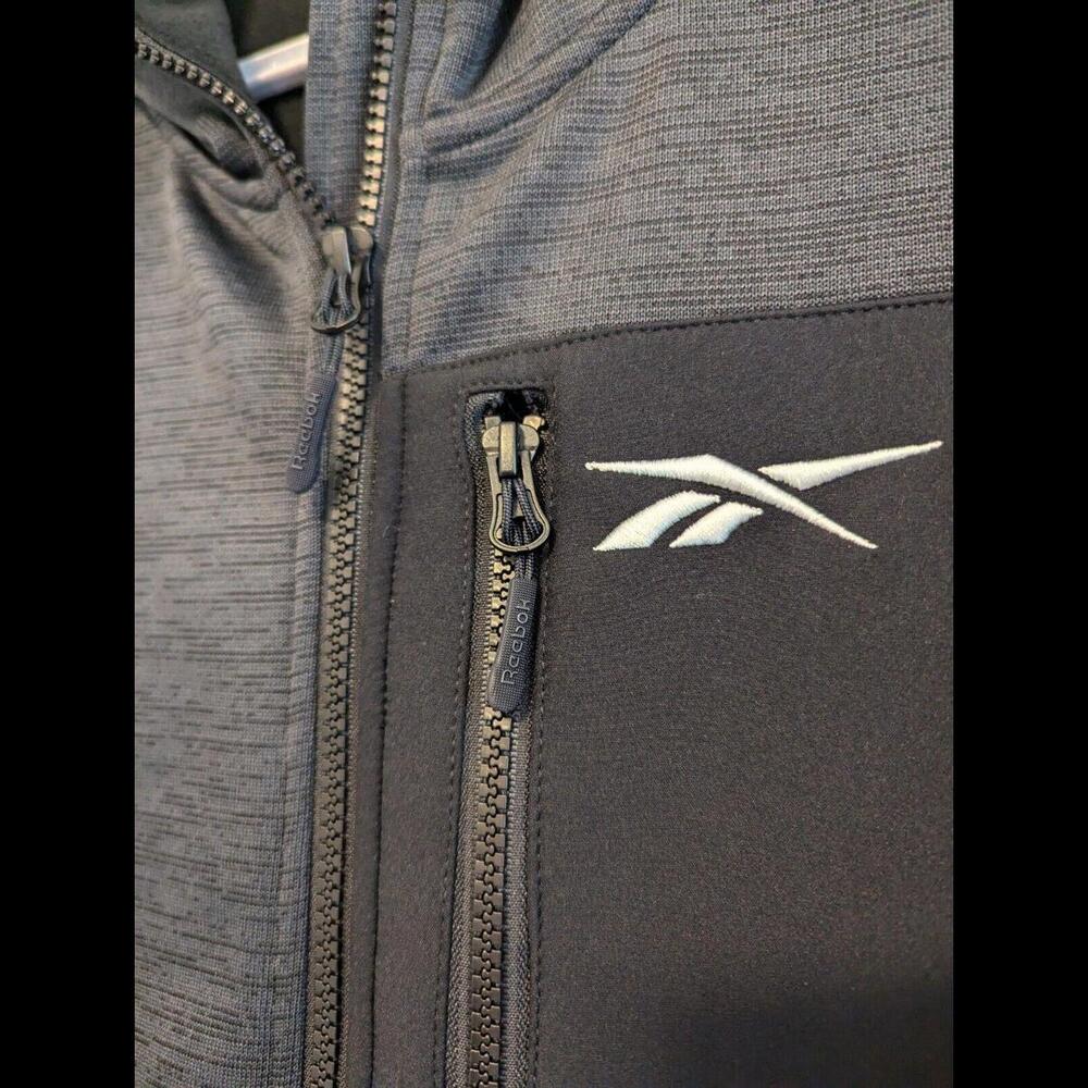 Reebok Mens Jacket/Gray&Black/NWT/Zip Up/Hooded/Size L but Fits Like A Medium - Picture 7 of 9